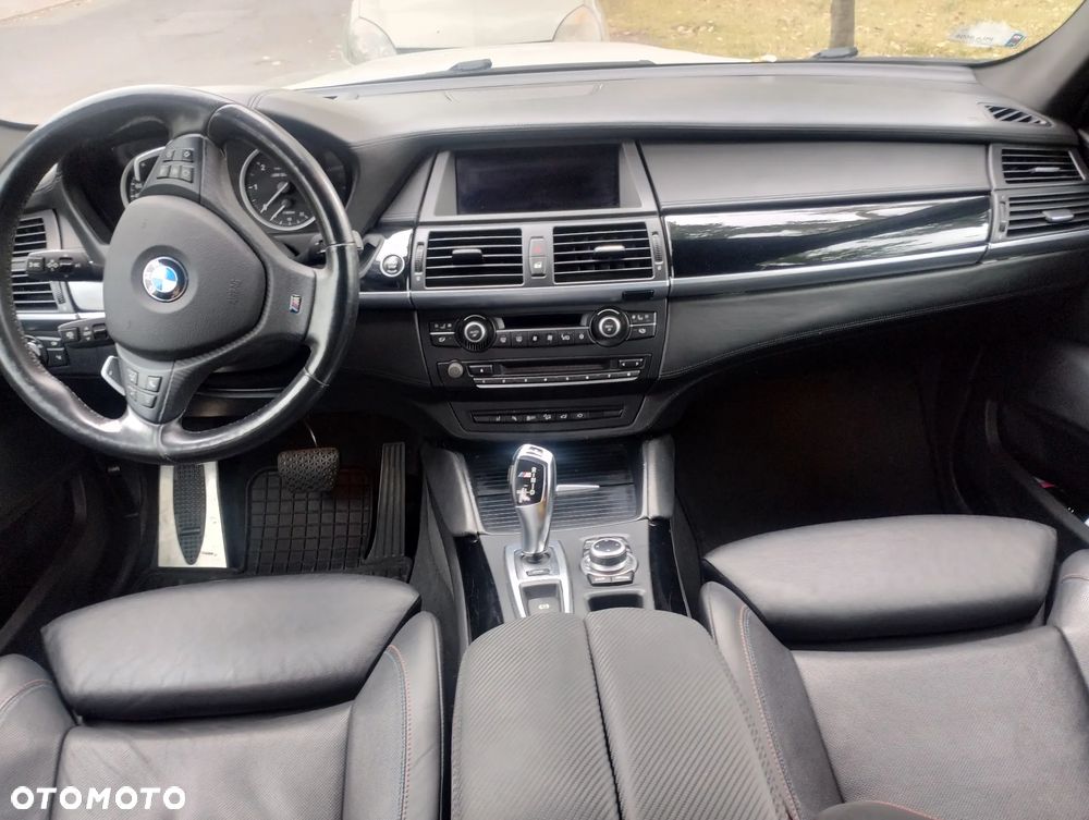BMW X6 - 15