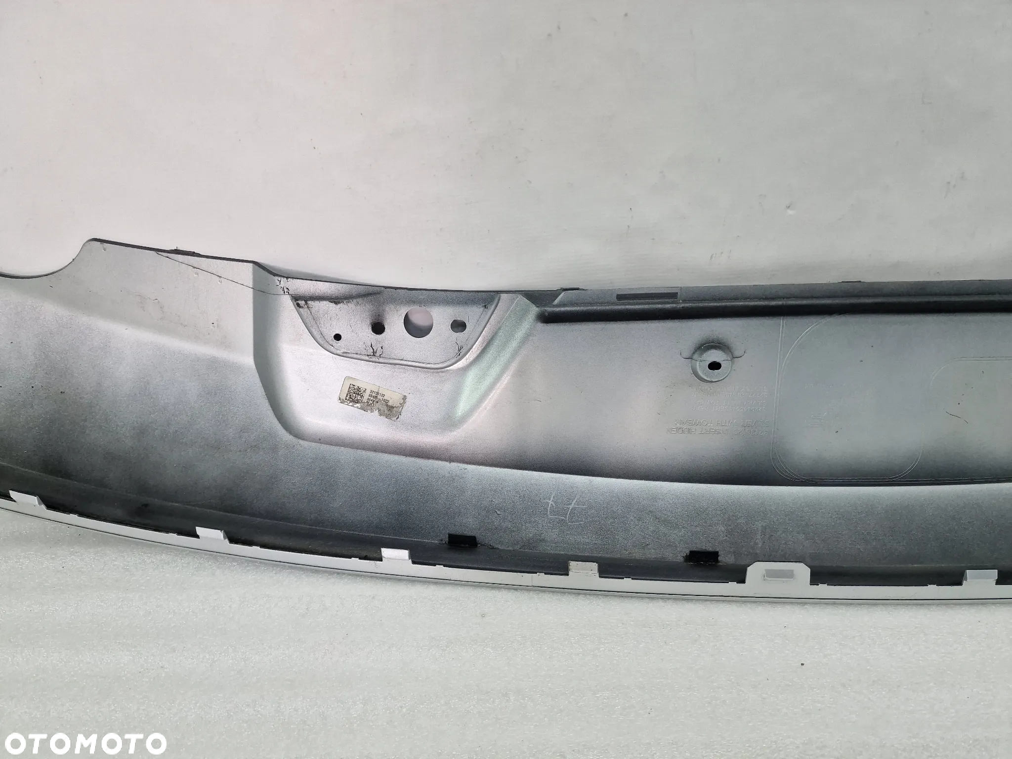 VOLVO XC40 17- DYFUZOR / SPOJLER ZDERZAKA TYLNEGO TYLNIEGO TYŁ , BEZ HAKA , NR 32136123 / 32136122 , NR AUKCJI DT458 - 10