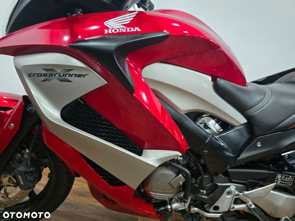 Honda VFR - 14