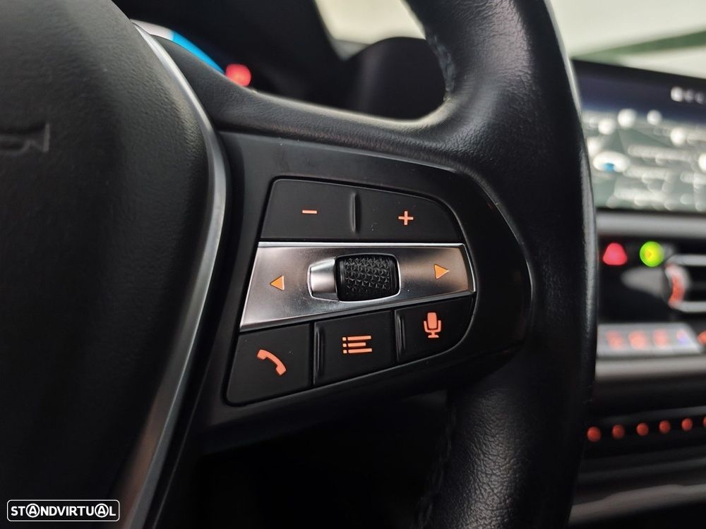 BMW 320 e Touring Auto - 30