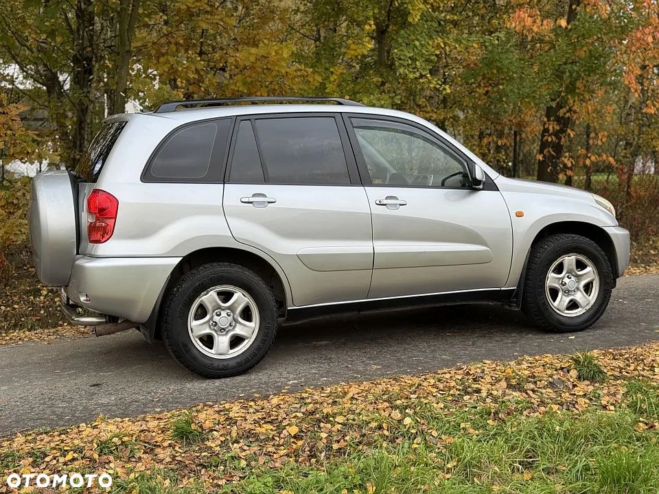 Toyota RAV4 1.8 VVT-i Luna 2WD - 4