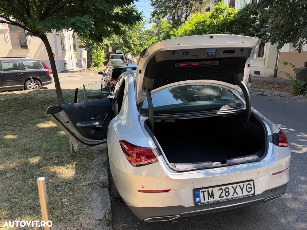 Mercedes-Benz CLA 180 d Coupe - 8