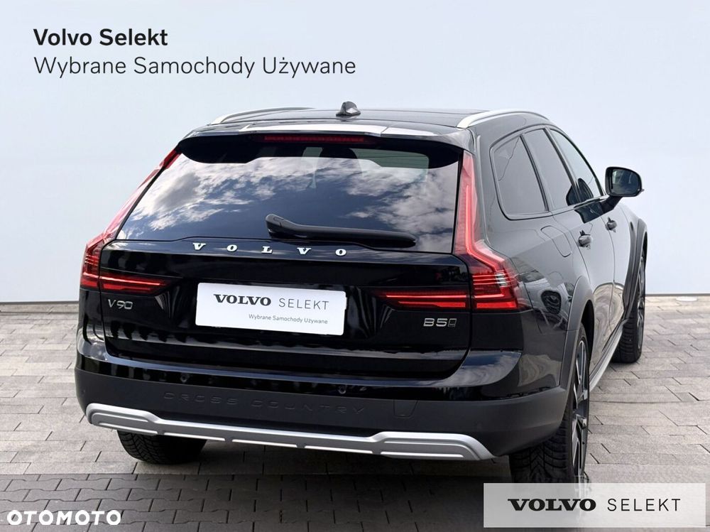 Volvo V90 Cross Country - 6