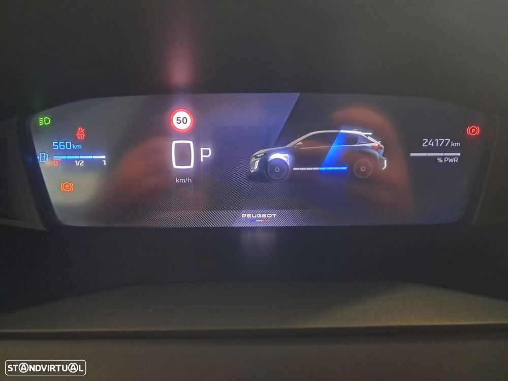 Peugeot 208 1.2 Hybrid Allure e-DCS6 - 18