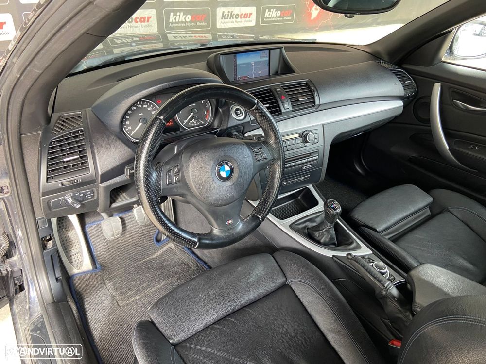 BMW 118 d Cabrio Limited Edition Lifestyle c/ M Sport Pack - 14