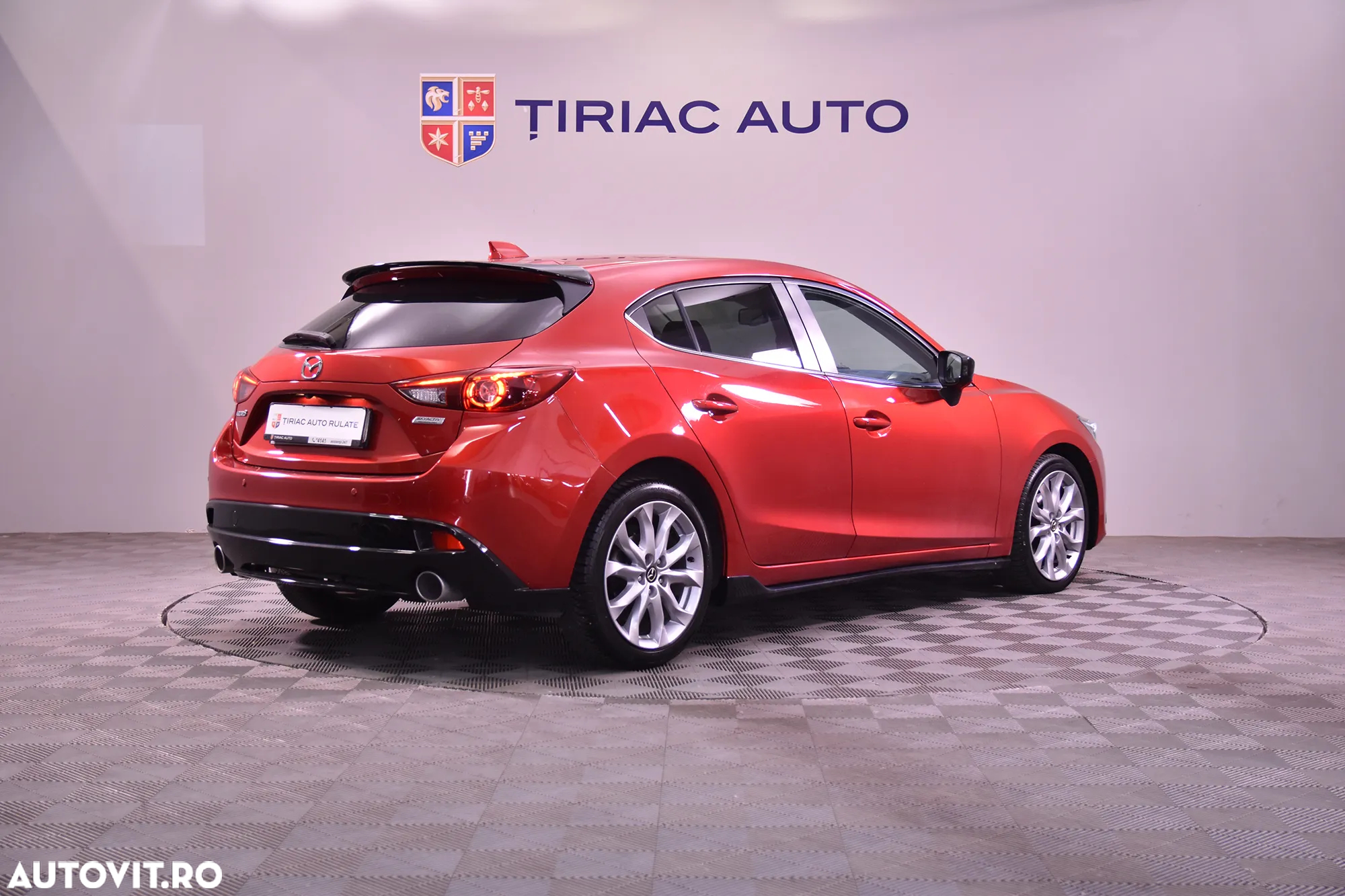 Mazda 3 - 5