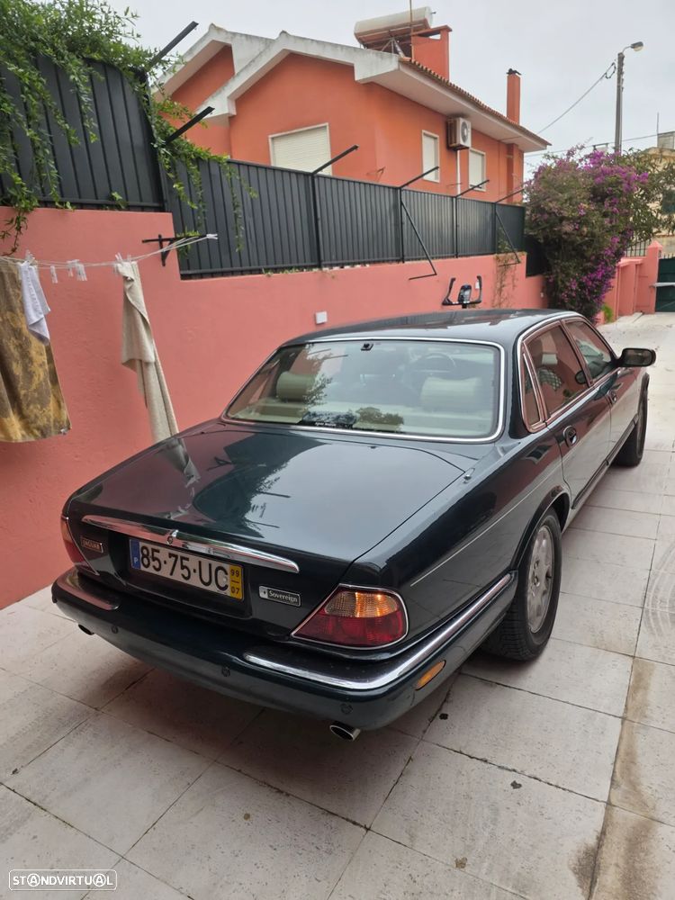 Jaguar XJ XJ8 3.2 Executive - 2