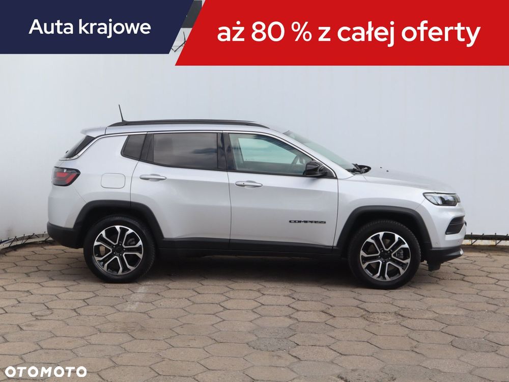 Jeep Compass - 8