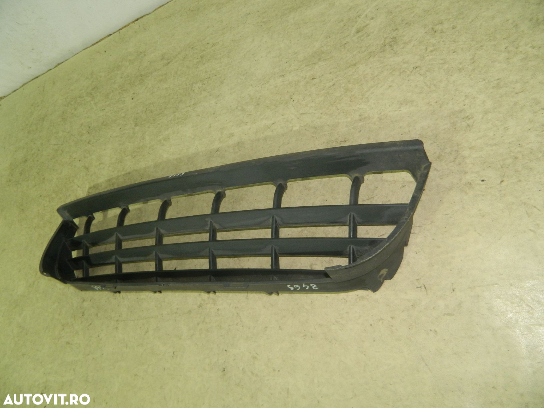 Grila inferioara bara fata, VW Crafter, 2006, 2007, 2008, 2009, 2010, 2011, 2012,, 2E0807835A - 8
