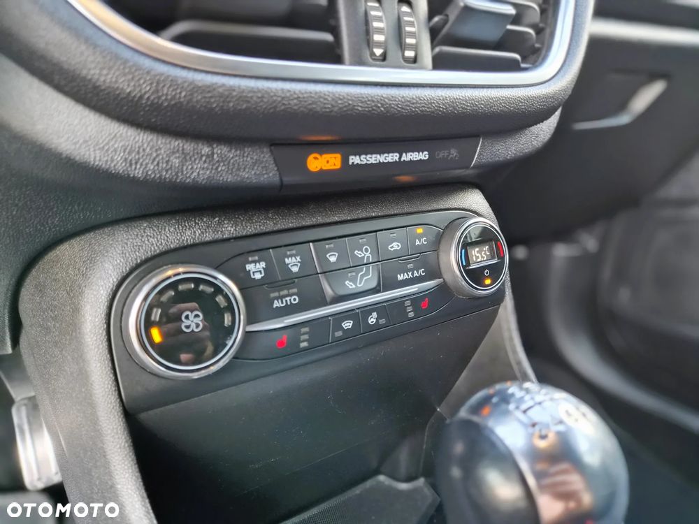 Ford Fiesta - 23
