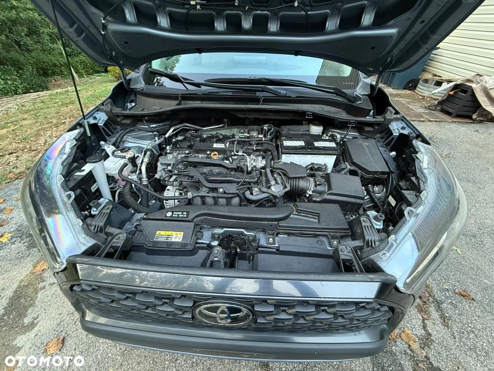 Toyota Corolla Cross - 10