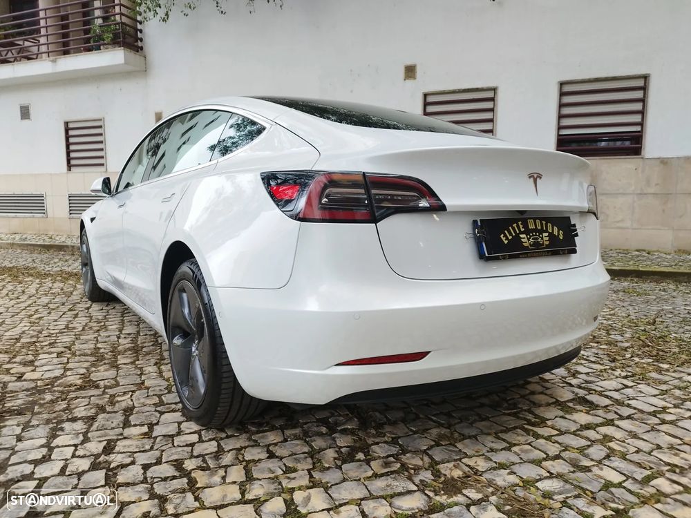 Tesla Model 3 Standard Range Plus RWD - 4