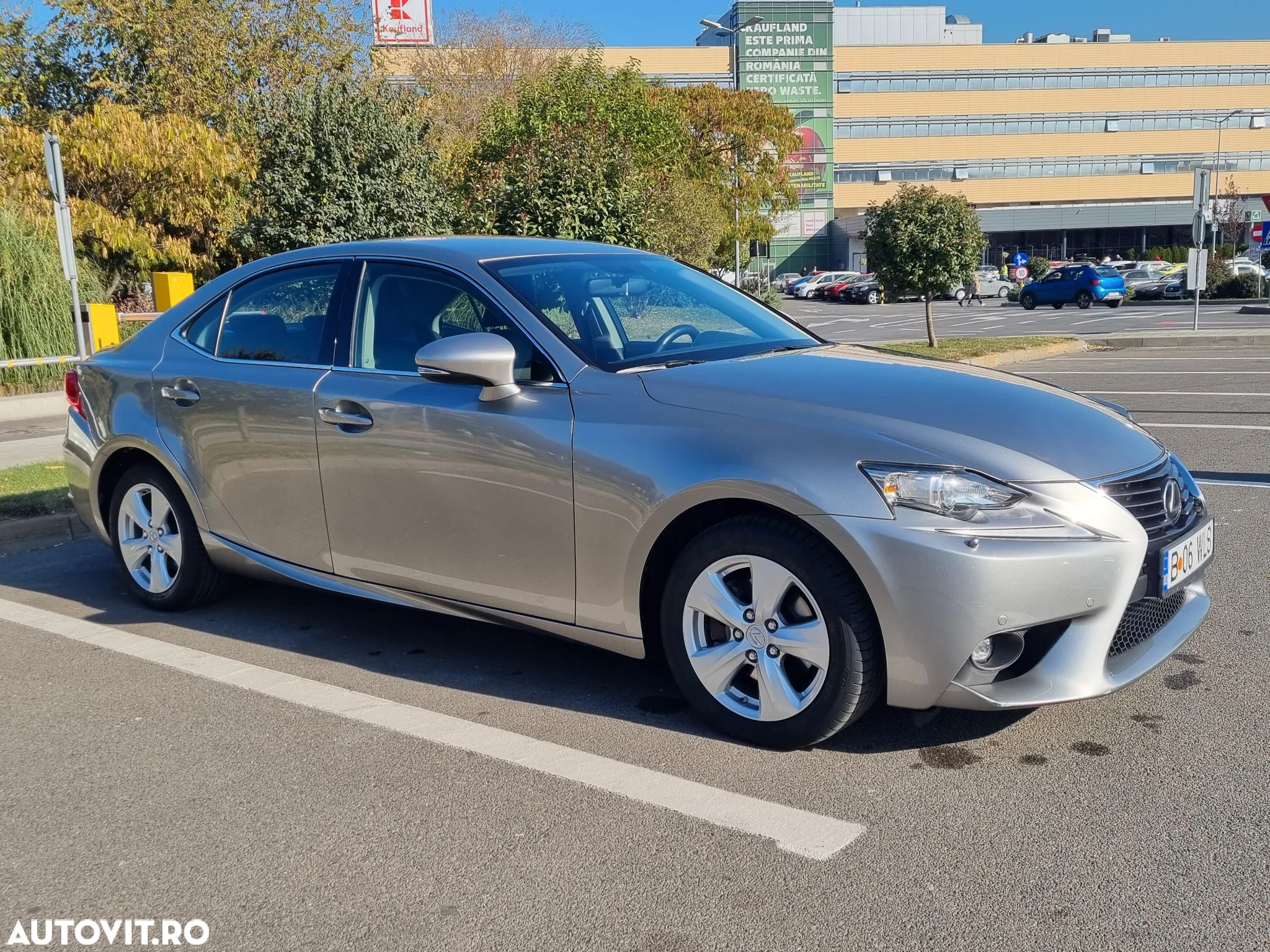 Lexus Seria IS 250 2.5 V6 Aut Executive - 2
