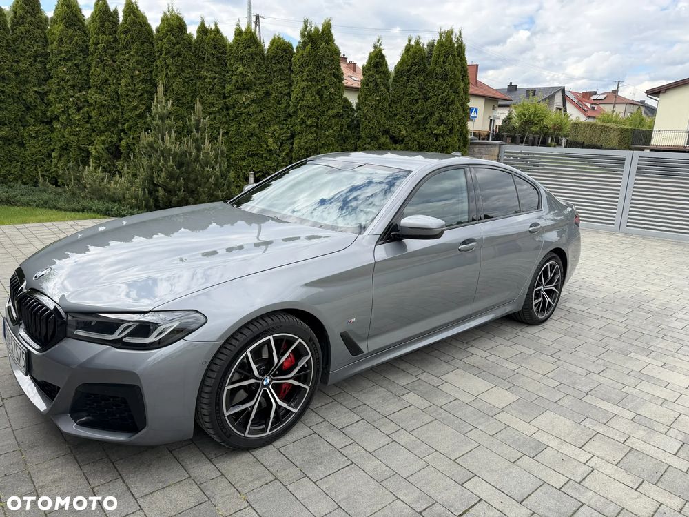 BMW Seria 5 540i xDrive mHEV M Sport sport - 2