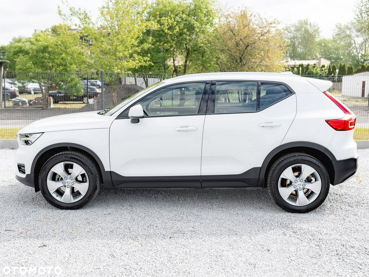 Volvo XC 40 T3 Momentum Pro - 10