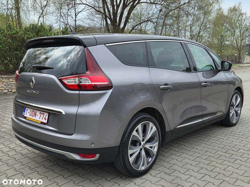 Renault Grand Scenic - 9