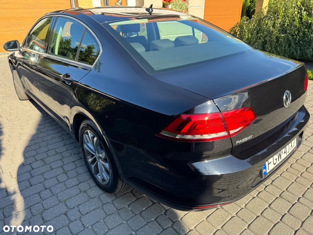 Volkswagen Passat 1.4 TSI BMT ACT Comfortline - 17