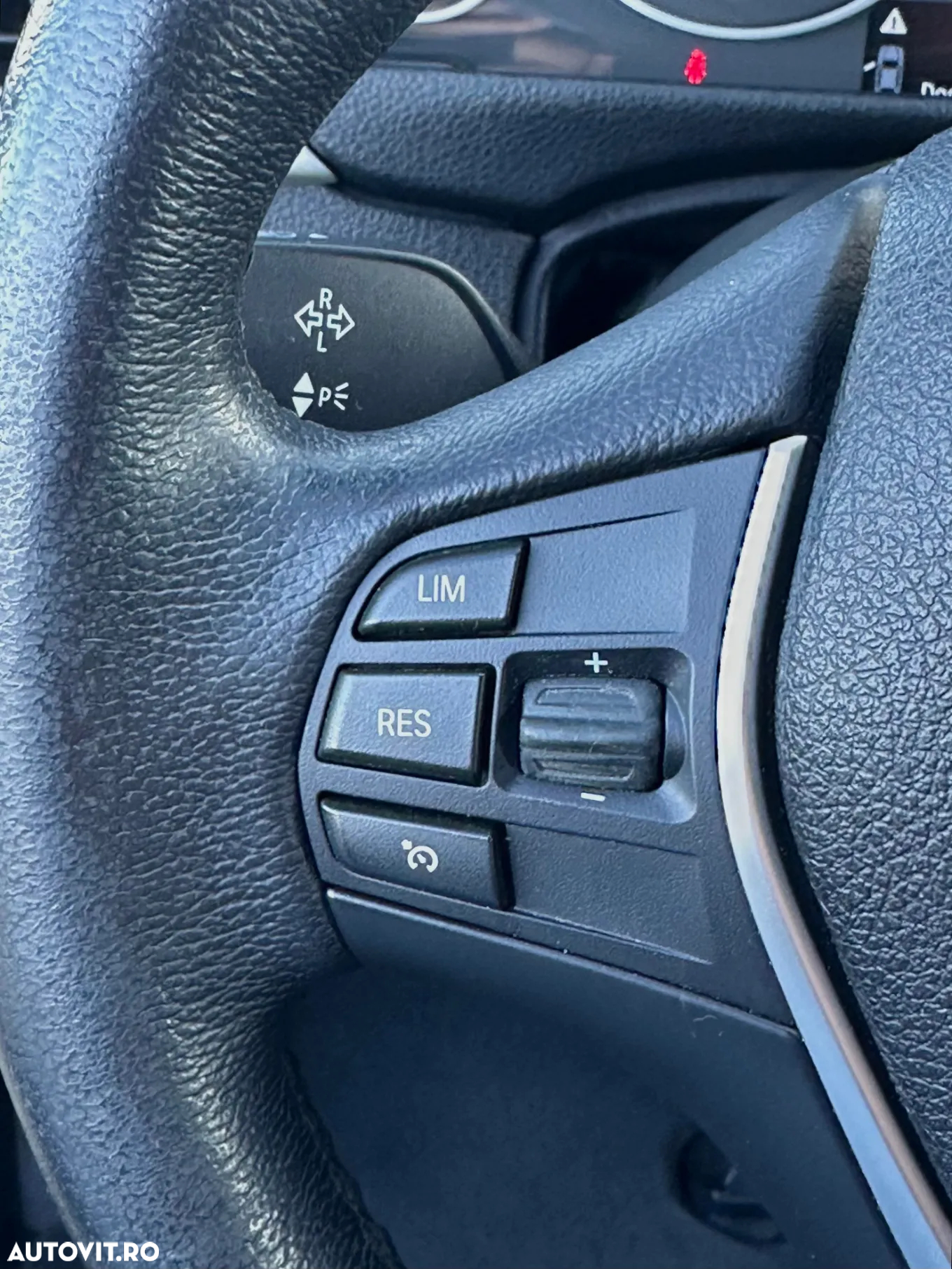 BMW Seria 3 320d Touring Aut. Advantage - 22