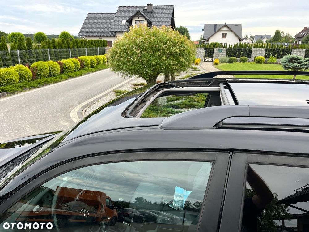 Toyota RAV4 D-4D 4x4 - 13