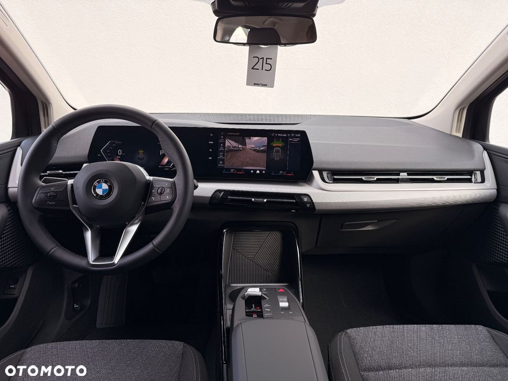 BMW Seria 2 218i - 13