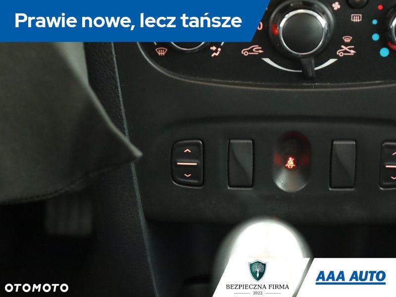 Dacia Sandero - 12