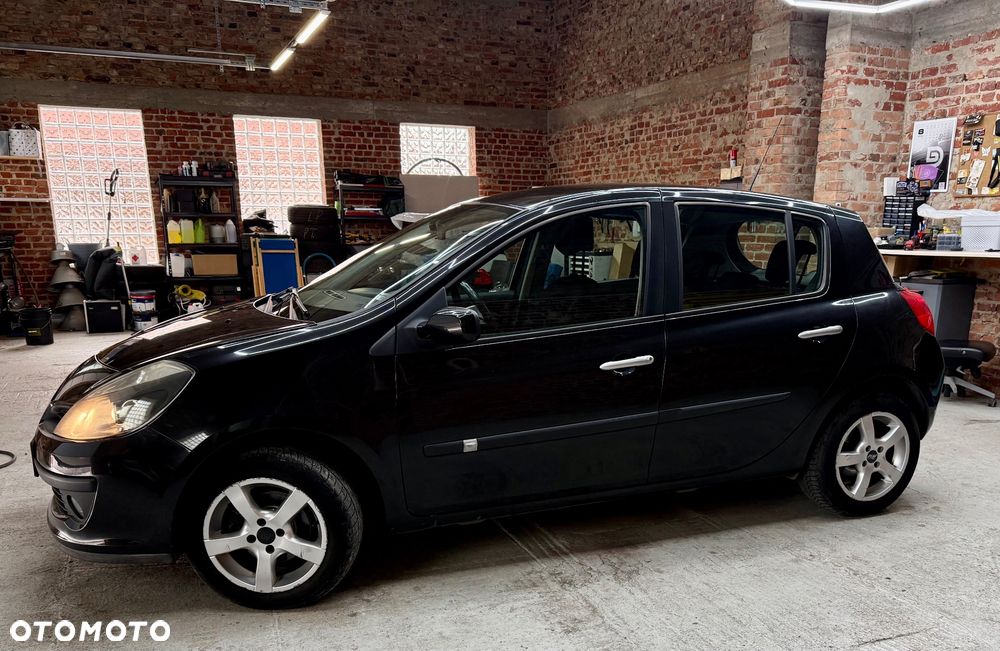 Renault Clio 1.6 16V Edition Dynamique - 2