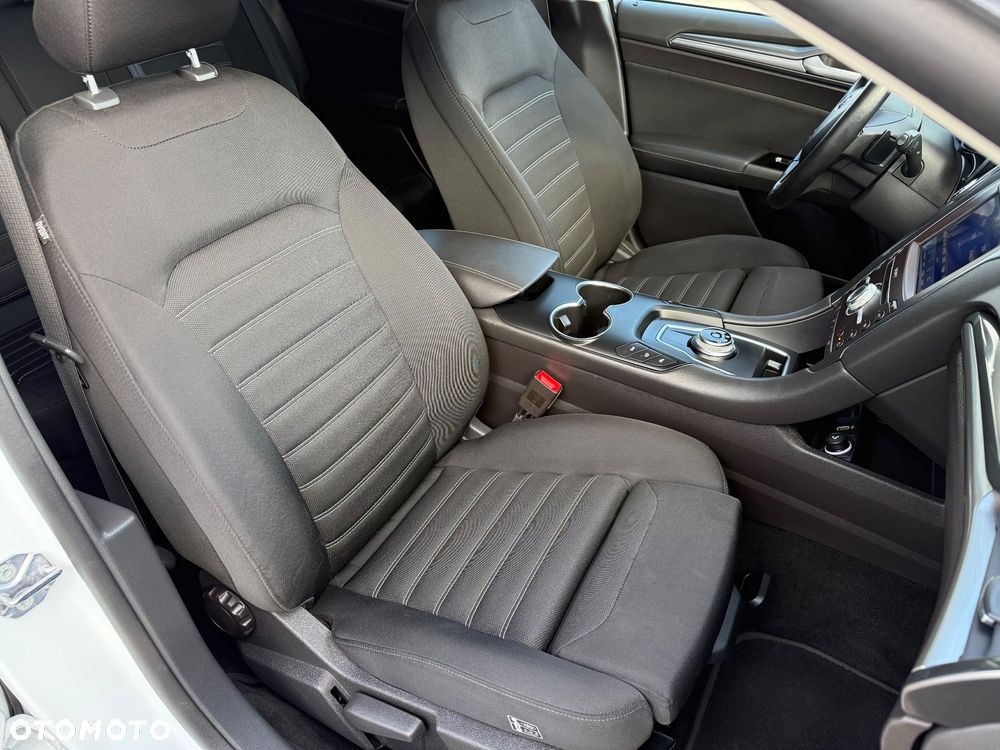 Ford Mondeo 2.0 EcoBlue Titanium - 14