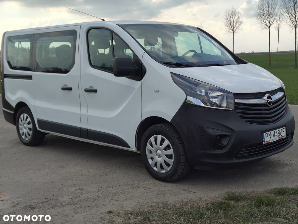 Opel Vivaro - 8