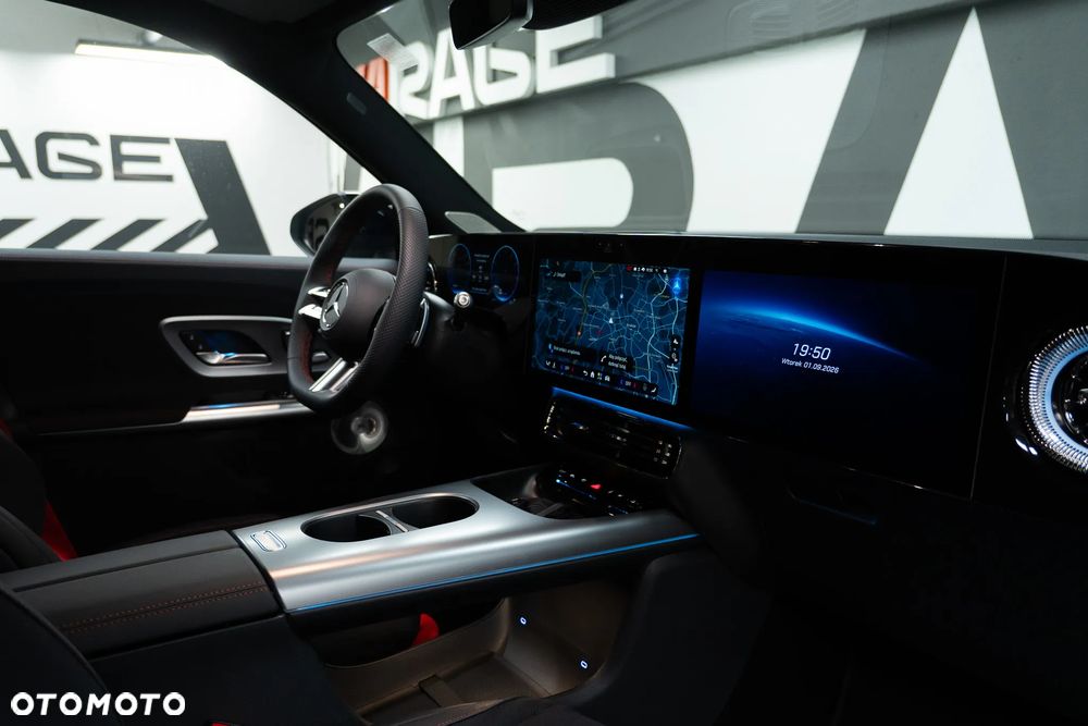 Mercedes-Benz GLB 220 mHEV 4-Matic 8G-eDCT - 33