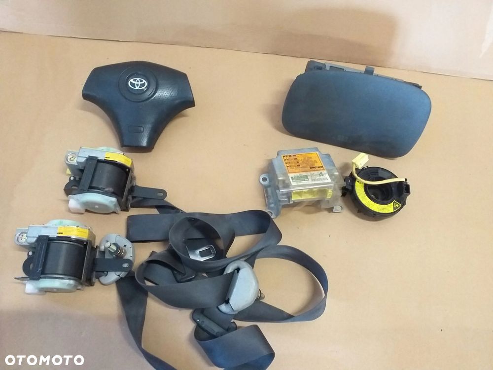 Toyota Yaris I TS air bag poduszka kierowca deska - 1