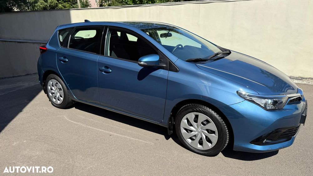 Toyota Auris 1.6 L Valvematic CVT Luna - 2