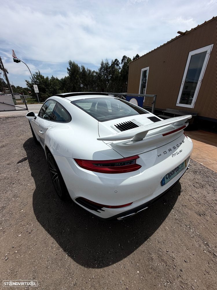 Porsche 911 (991) Turbo PDK - 10