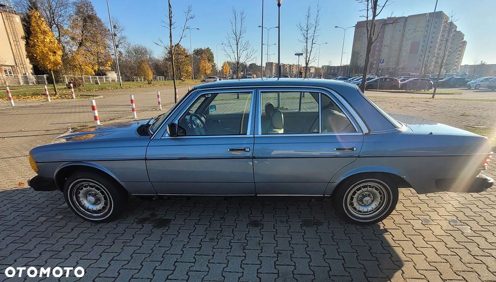 Mercedes-Benz W123 - 3