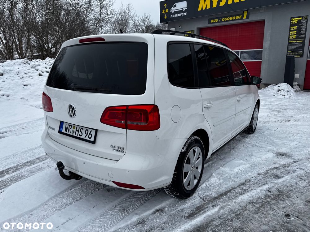 Volkswagen Touran 2.0 TDI DPF BlueMotion Technology DSG Highline - 5