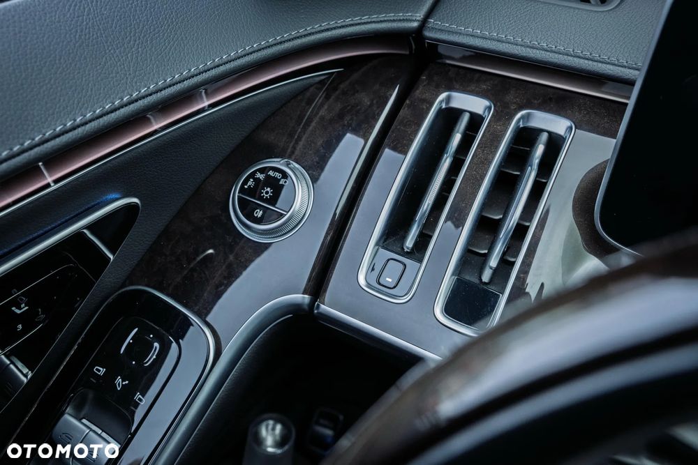 Mercedes-Benz Klasa S 400 d 4Matic L 9G-TRONIC - 26