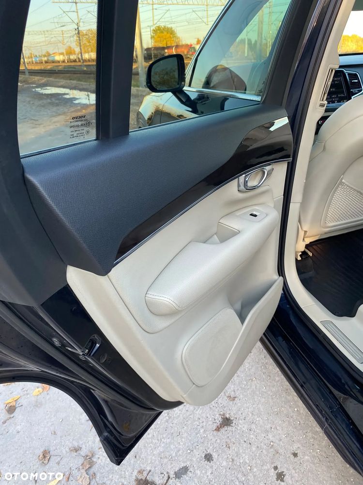 Volvo XC 90 T6 AWD Geartronic Momentum - 35