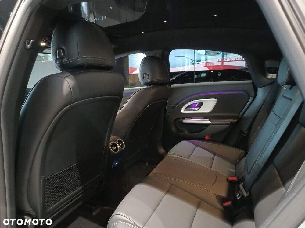 Mercedes-Benz CLA - 19