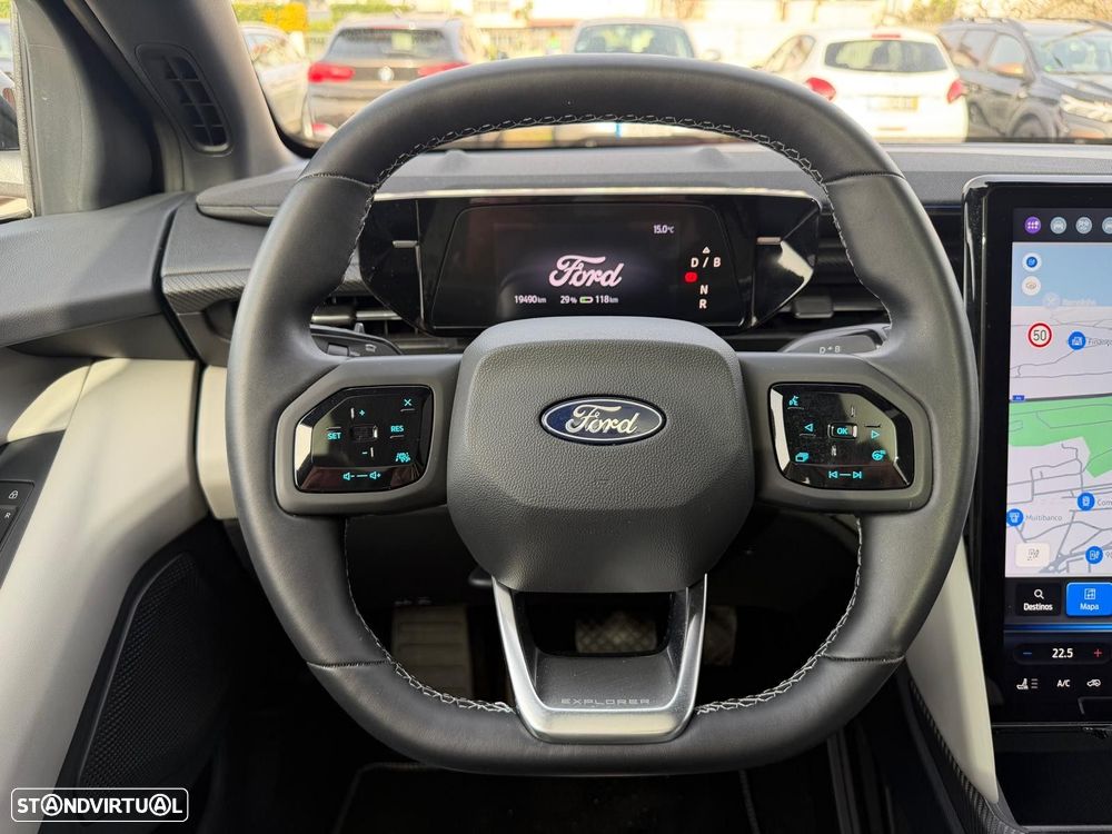 Ford Explorer 77 kWh Premium - 23