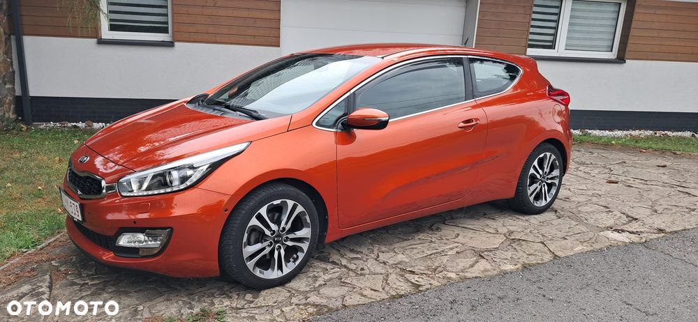 Kia Ceed 1.6 GDI ISG Platinum Edition - 2