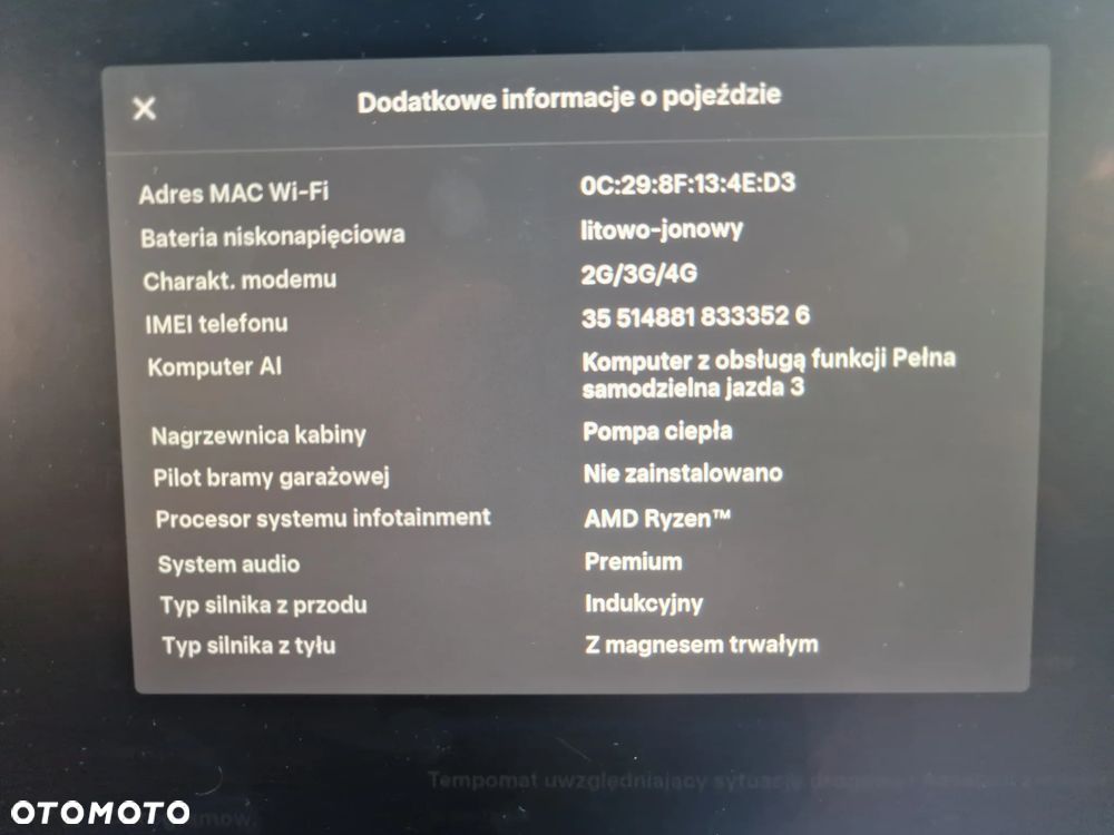 Tesla Model Y Long Range AWD - 17