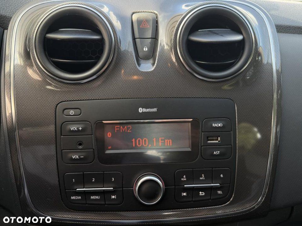 Dacia Sandero - 11