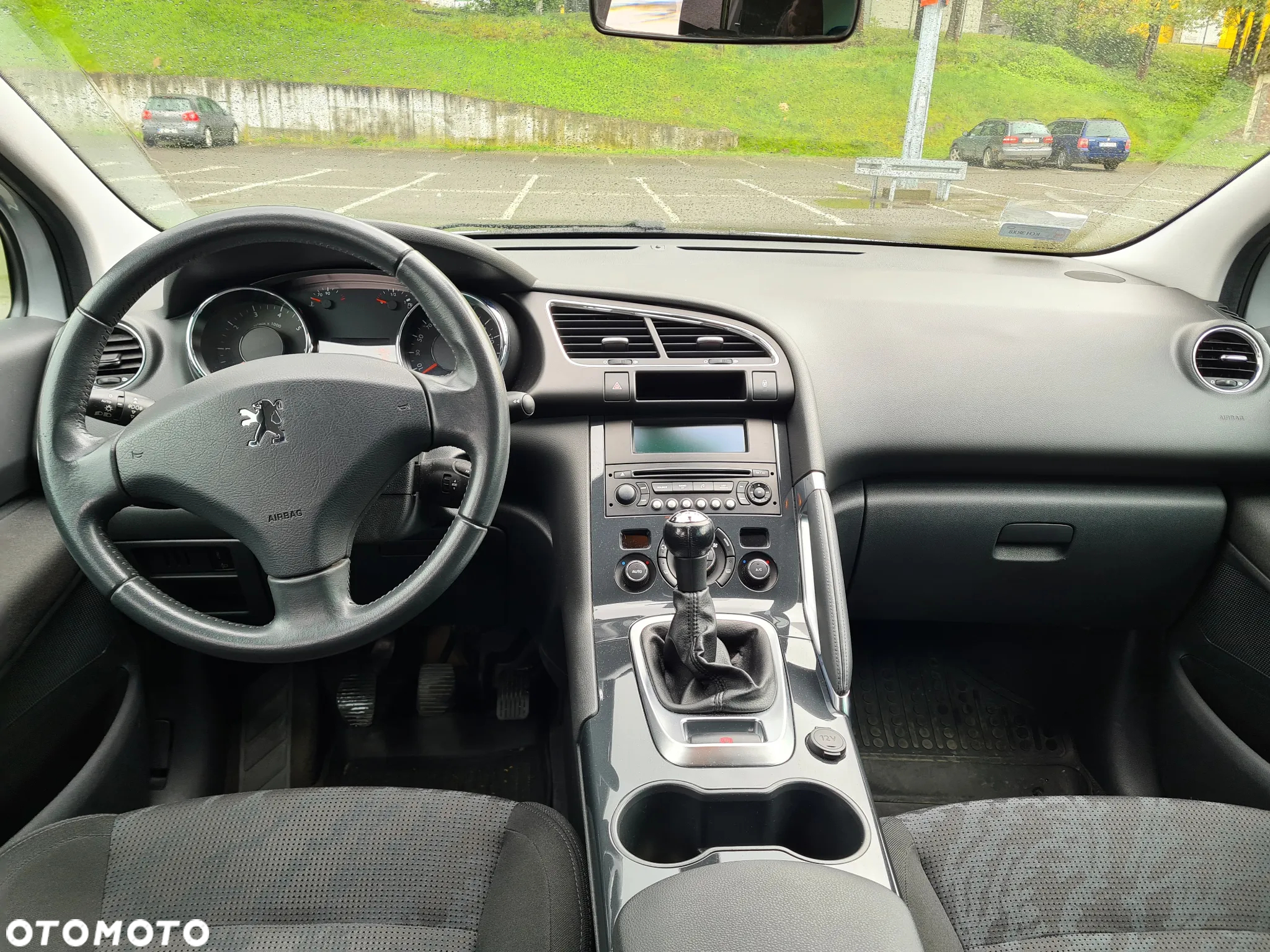 Peugeot 3008 1.6 Premium - 16
