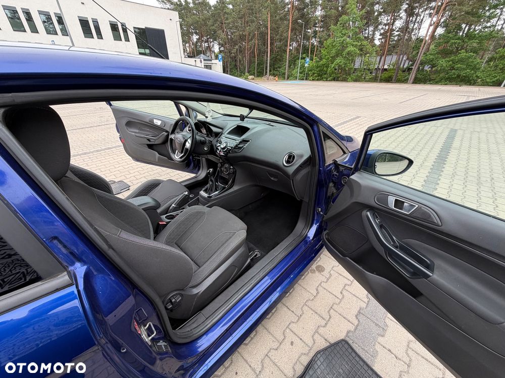 Ford Fiesta 1.6 TDCi Sport - 18