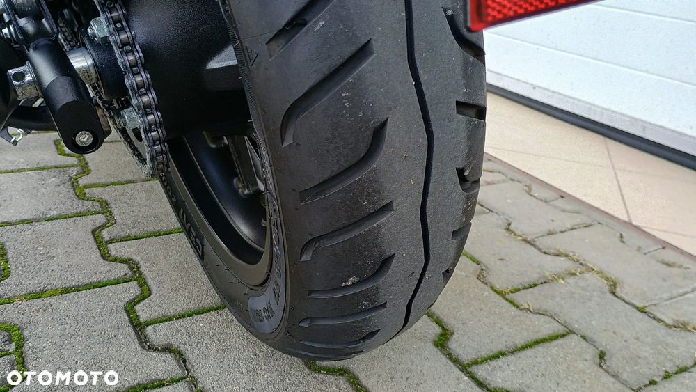 Royal Enfield Continental - 8