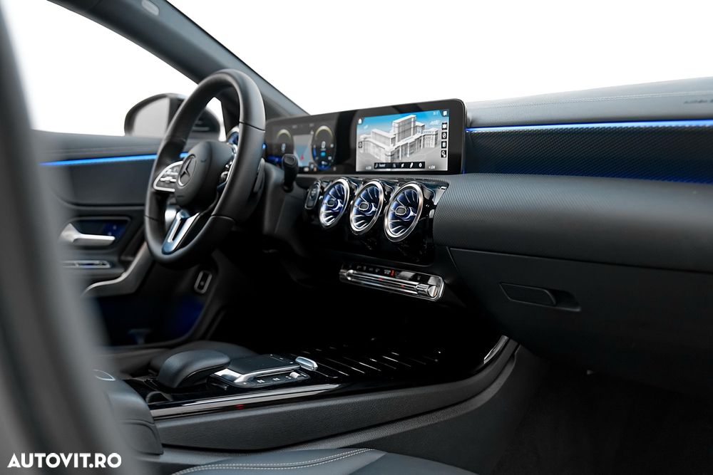 Mercedes-Benz CLA 250 - 13