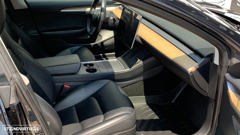 Tesla Model 3 Standard Range Plus RWD - 11