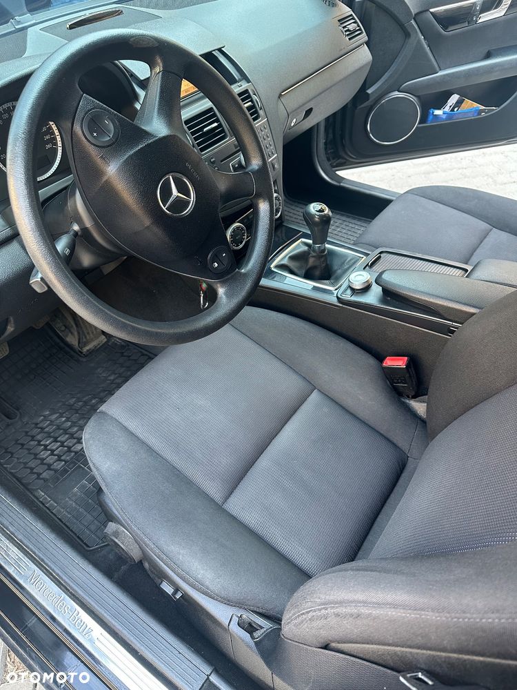 Mercedes-Benz Klasa C - 17