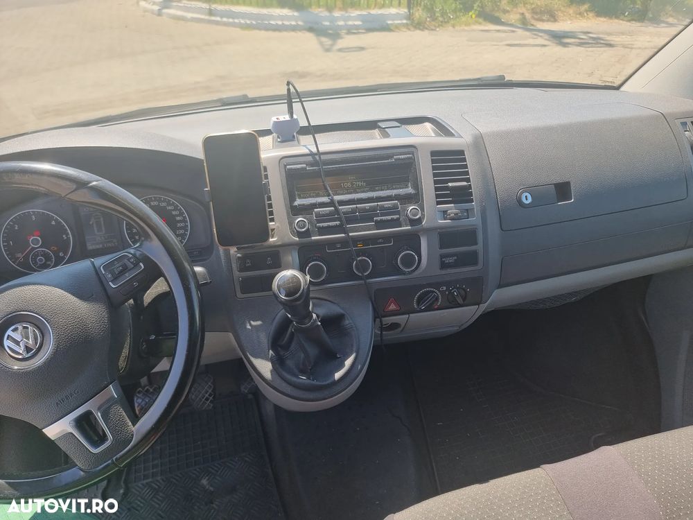 Volkswagen Caravelle ver-1-9-tdi - 7