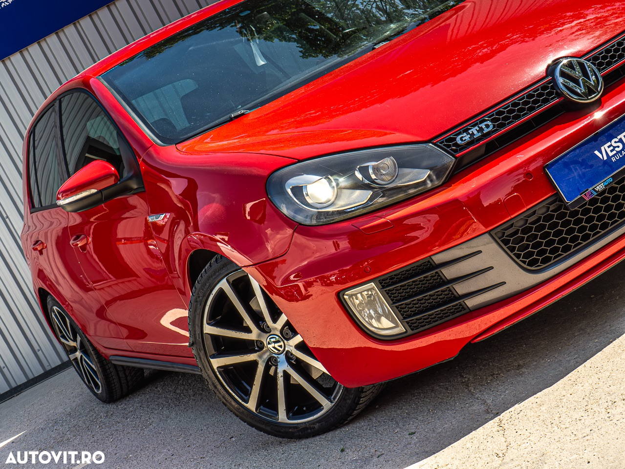 Volkswagen Golf 2.0 DPF GTD DSG - 12