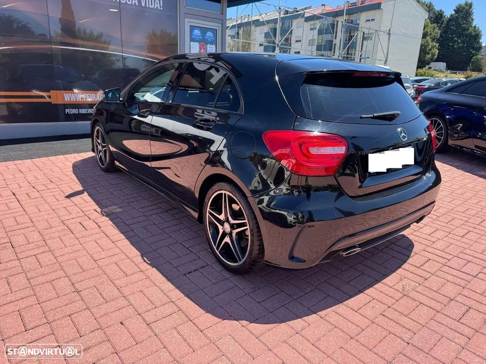 Mercedes-Benz A 220 - 46
